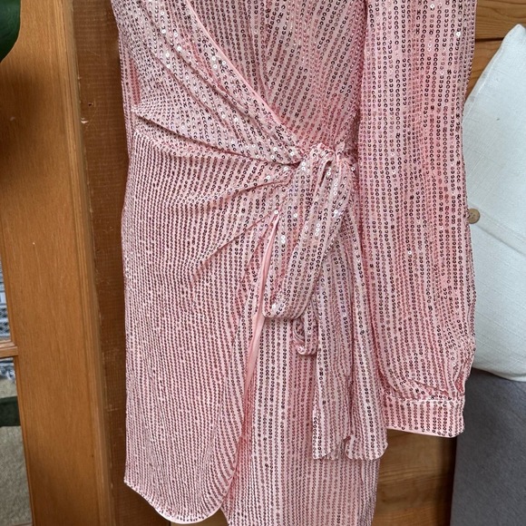 DOUBLE CRAZY Pink Sequin Long Sleeve V Neck Tie Waist Collared Wrap‎ Dress Sz S - Picture 8 of 16